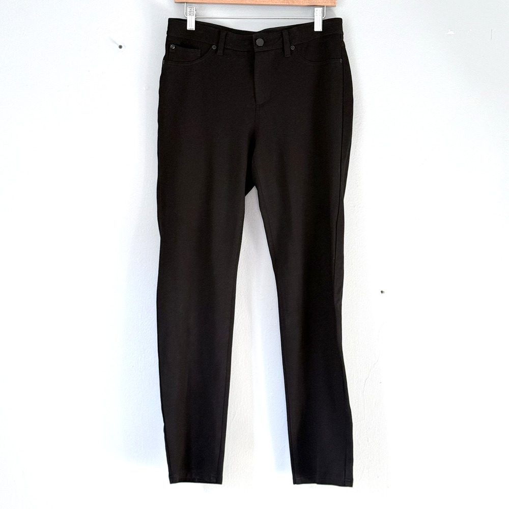 Chicos Pants 1 Medium Black Stretch Dress Pants Minimalist Work Classic Capsule